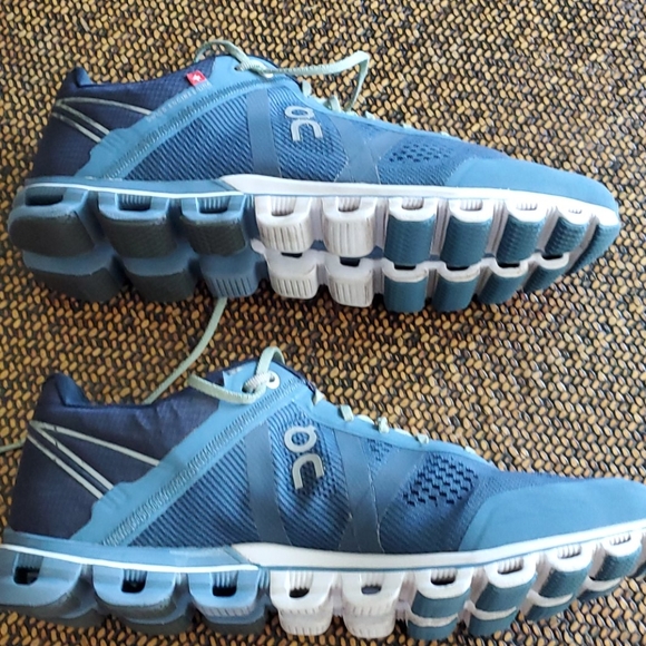 On running cloudflow cloudtec QC running - Picture 3 of 6